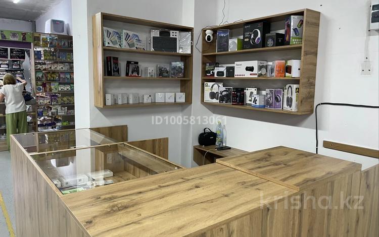 Свободное назначение, магазины и бутики · 4 м² за 100 000 ₸ в Павлодаре — фото 2