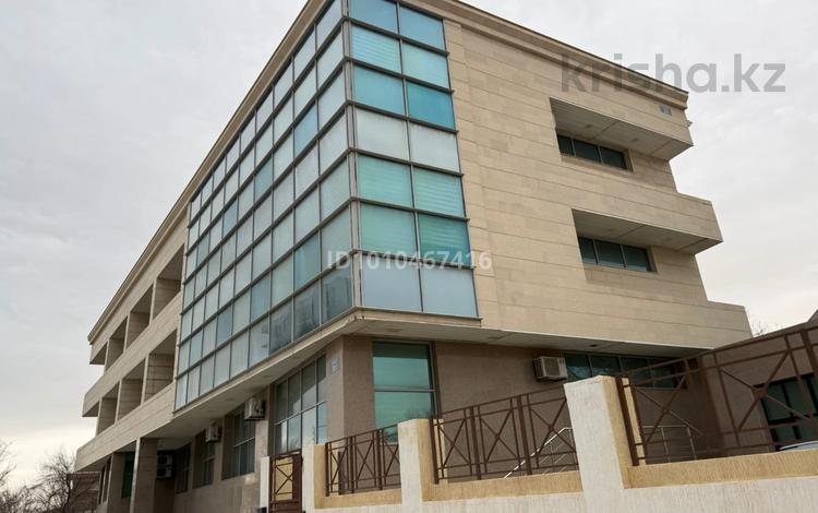 4-бөлмелі пәтер · 200 м² · 2/3 қабат, мкр "Самал" 59/1, бағасы: 600 000 〒 в Актау, мкр "Самал" — фото 2