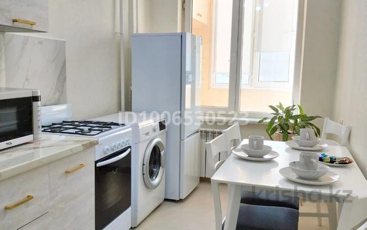 1-комнатная квартира · 35 м² · 4/9 этаж, Жибек жолы — Рядом ЦУМ а, Арбат за 350 000 ₸ в Алматы, Алмалинский р-н — фото 2