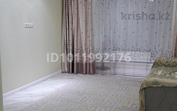 1-бөлмелі пәтер · 48 м² · 1/5 қабат, мкр Думан-2 26, бағасы: 34.9 млн ₸ в Алматы, Медеуский р-н — фото 2