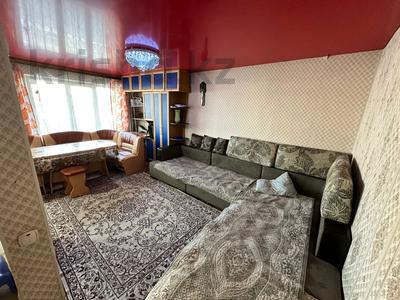 3-комнатная квартира, 64 м², 1/5 этаж, Шакарима 145 за 17 млн 〒 в Усть-Каменогорске