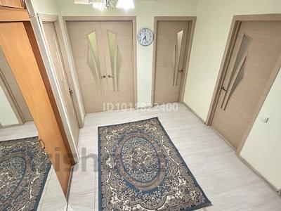 4-комнатная квартира · 85 м² · 1/5 этаж, Мкр. Самал-2 39 за 500 000 〒 в Алматы, Медеуский р-н