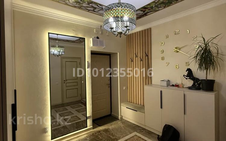 3-бөлмелі пәтер · 101.4 м² · 5/18 қабат, Навои — Торайгырова, бағасы: 93 млн ₸ в Алматы, Бостандыкский р-н — фото 2