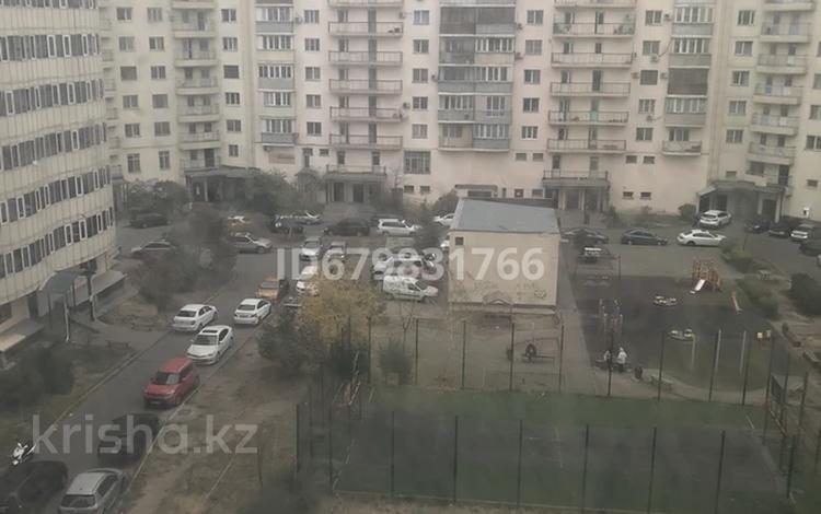 2-комнатная квартира, 90 м², 5/12 этаж, Толе би 274 за 50 млн 〒 в Алматы, Ауэзовский р-н — фото 2