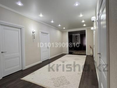 Отдельный дом · 3 комнаты · 132 м² · 5 сот., мкр Байтерек, Соколиная 10 Б — Возле Inviktus за 58 млн ₸ в Уральске