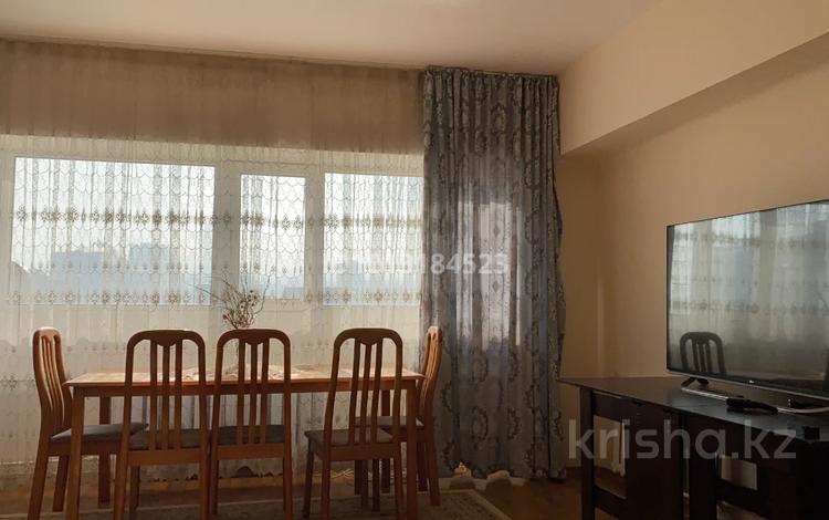 3-бөлмелі пәтер · 80 м² · 12/12 қабат, Достык 30 — Толе би, бағасы: 500 000 ₸ в Алматы, Медеуский р-н — фото 2