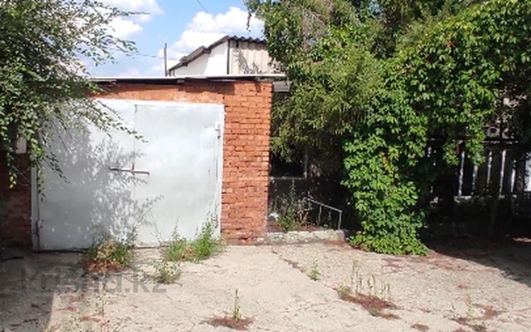 Отдельный дом · 4 комнаты · 80 м² · 8 сот., Азовская 6а за 10 млн ₸ в Усть-Каменогорске — фото 4