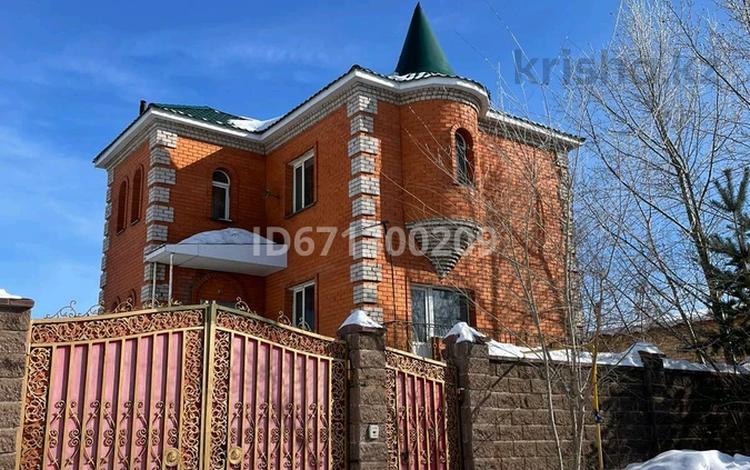 6-комнатный дом посуточно, 180 м², 6 сот., Алконыр 4 за 45 000 〒 в Астане, Алматы р-н — фото 15