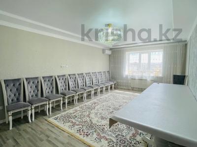 4-комнатная квартира · 120 м² · 5/5 этаж, мкр. Алтын орда, ораза татеулы за 39.5 млн ₸ в Актобе