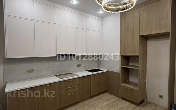 2-бөлмелі пәтер · 62 м² · 9/12 қабат, Е36 6, бағасы: 43.5 млн ₸ в Астане, Нура р-н — фото 2