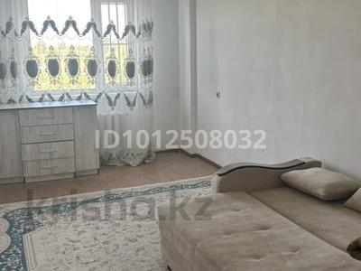 2-бөлмелі пәтер · 64 м² · 4/5 қабат, Желтоксан 17 — Желтоксан, бағасы: 100 000 〒 в Талдыкоргане, мкр Жетысу
