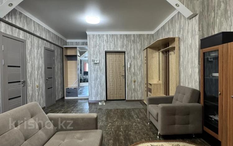 2-бөлмелі пәтер · 60 м² · 2/6 қабат, Бокенбай батыра 32/1 — Кен дала, бағасы: 18.2 млн ₸ в Актобе — фото 2