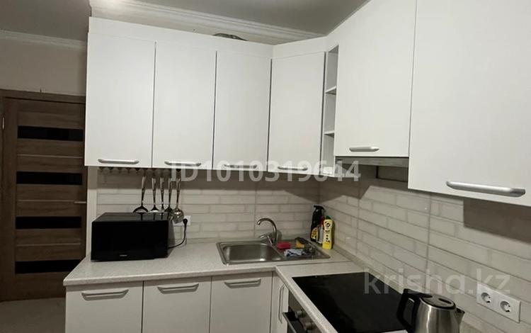 1-комнатная квартира · 44 м² · 18/24 этаж, Тауелсиздик 21/9 за 250 000 ₸ в Астане, Алматы р-н — фото 2