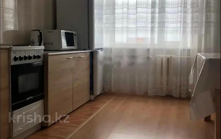 1-бөлмелі пәтер, 55 м², 8/9 қабат ай сайын, Жубанова 29 — Абая, бағасы: 130 000 〒 в Астане, Алматы р-н — фото 2