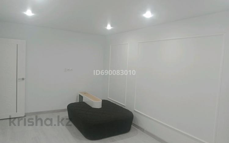 2-комнатная квартира · 45 м² · 1/5 этаж, Мкр молодежный 22 за 6.5 млн ₸ в Кандыагаш — фото 2