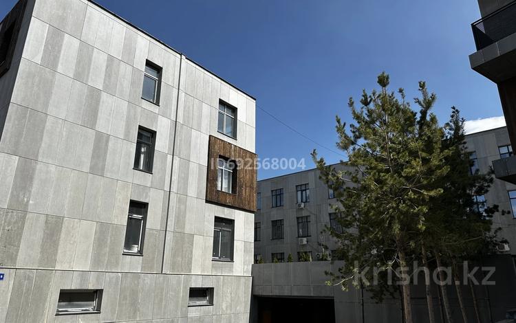 2-комнатная квартира, 67 м², 2/3 этаж, 16 улица за 50 млн 〒 в Алматы, Бостандыкский р-н — фото 3