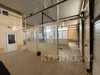 Жқб, автосервистер мен көлік жуу · 210 м², бағасы: 800 000 〒 в Атырау, мкр Атырау