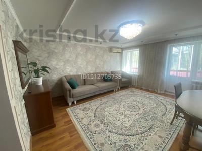 3-бөлмелі пәтер · 77 м² · 2/3 қабат, Аюченко — Сзади Авторынка, бағасы: 23.5 млн ₸ в Семее