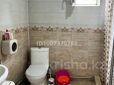 Отдельный дом · 3 комнаты · 80 м² · 4.7 сот., мкр Акбулак за 55 млн 〒 в Алматы, Алатауский р-н