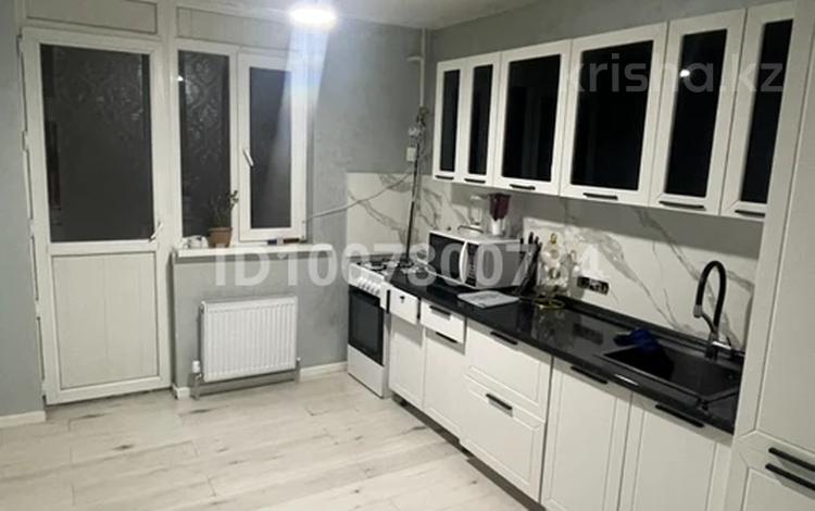 2-комнатная квартира · 57 м² · 1/6 этаж, мкр Мадениет, Мкр. Мадениет за 250 000 〒 в Алматы, Алатауский р-н — фото 2