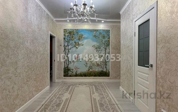 4-бөлмелі пәтер · 142 м² · 2/10 қабат, 16-ш/а. 33/8, 63, 63/1, 63/2, бағасы: 70 млн ₸ в Актау, 16-й мкр  — фото 2