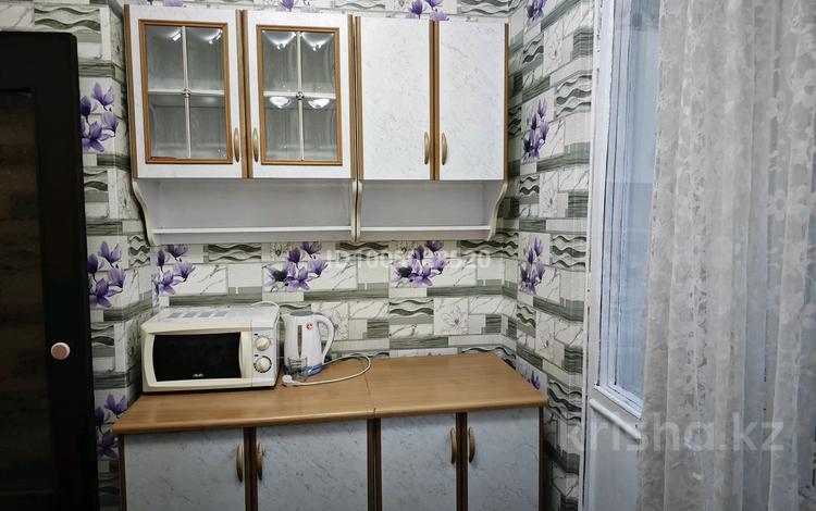 2-комнатная квартира · 60 м² · 4/9 этаж, мкр Тастак-2 8 за 300 000 ₸ в Алматы, Алмалинский р-н — фото 2