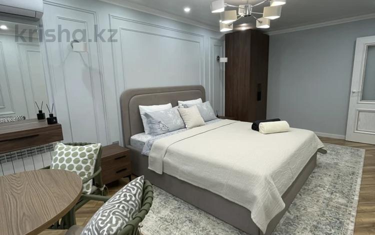 1-комнатная квартира · 30 м² · 4/5 этаж, 17-й микрорайон 11 — ул Еримбетова Вдоль Аллеи за 250 000 ₸ в Шымкенте, Аль-Фарабийский р-н — фото 3