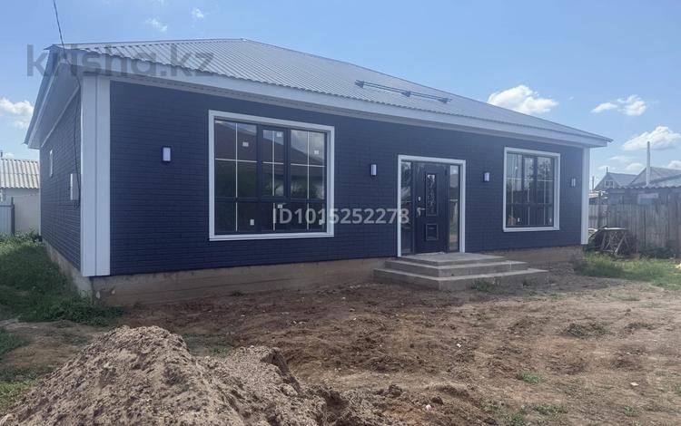 Отдельный дом · 4 комнаты · 130 м² · 4.5 сот., мкр. Зачаганск пгт 13/1 — Гулзар за 28 млн ₸ в Уральске — фото 2