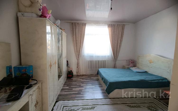 2-комнатная квартира · 63 м² · 4/5 этаж, мкр Жансая 30 за 9 000 ₸ в Таразе — фото 2