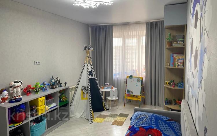 3-бөлмелі пәтер · 100.6 м² · 9/9 қабат, 8 микрорайон 24, бағасы: 60 млн ₸ в Костанае — фото 2
