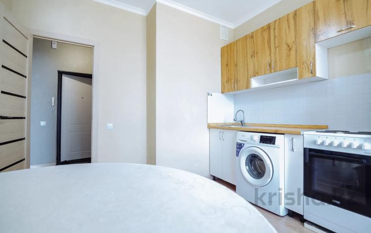 1-комнатная квартира · 38 м² · 9/20 этаж, Бектурова 4/6 за 26 млн ₸ в Астане, Есильский р-н — фото 2