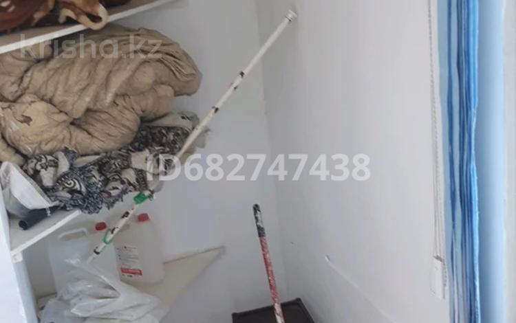 4-комнатная квартира · 79 м² · 1/5 этаж, мкр СМП 136 — Квартира находится в смп 136 вокзал ,базар рахат ,алмагуль мкр рядом за 20 млн ₸ в Атырау — фото 2