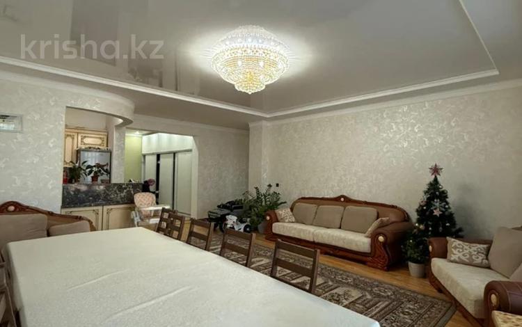 3-бөлмелі пәтер · 117 м² · 7/9 қабат, мкр 12 38а, бағасы: 35.7 млн ₸ в Актобе — фото 3