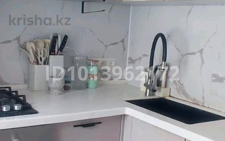 3-бөлмелі пәтер · 63 м² · 2/4 қабат, №1 ш/а. 74, бағасы: 36.9 млн ₸ в Алматы, Ауэзовский р-н — фото 2