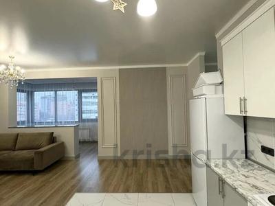3-бөлмелі пәтер · 114 м² · 5/12 қабат, Самал-3 ш/а. 15, бағасы: 130 млн ₸ в Алматы, Медеуский р-н