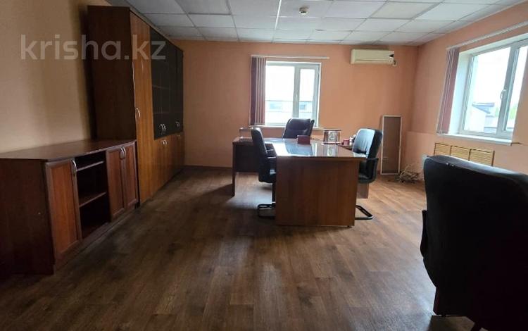 Еркін, кеңселер, білім орталықтары, конференц-залдар · 400 м², бағасы: 1 млн ₸ в Караганде, Казыбек би р-н — фото 6