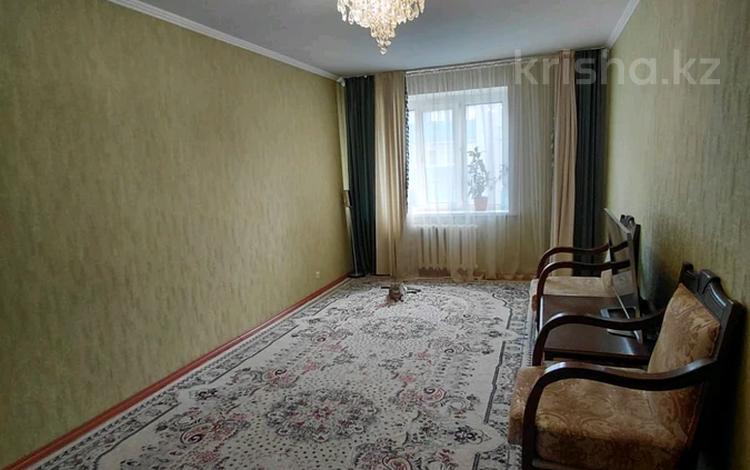 3-бөлмелі пәтер · 81.1 м² · 9/10 қабат, Гагарина, бағасы: 25 млн ₸ в Уральске — фото 2