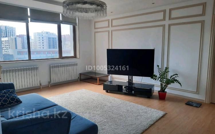 4-комнатная квартира · 125 м² · 4/21 этаж, Кабанбай батыра 43В за 750 000 ₸ в Астане, Есильский р-н — фото 2