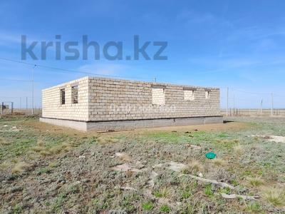 Нарықтан төмен бағаланған сатылымдағы пәтер, орналасқан жері: Жаңа ауыл жилой массив — Рауанга жолга шыккандагы жер Бекқұл бабаға карсы