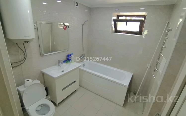 3-бөлмелі пәтер · 70 м² · 2/5 қабат, Проспект Нурсултана Назарбаева, 345 / улица Темиргали Рустембекова, 3/ 345 — Центральный Стадион, бағасы: 31 млн ₸ в Талдыкоргане — фото 2