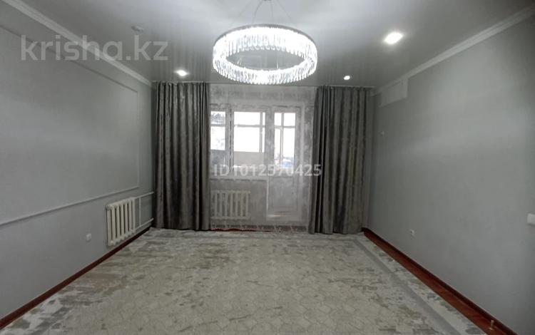 3-бөлмелі пәтер · 95 м² · 5/5 қабат, Юго-запад 1 623, бағасы: 20 млн ₸ в Актобе, жилой массив Юго-Запад-1 — фото 2