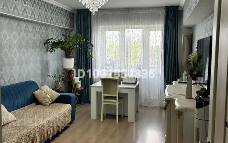 2-бөлмелі пәтер · 60 м² · 5/5 қабат, Колдасова 19, бағасы: 30 млн ₸ в  — фото 2