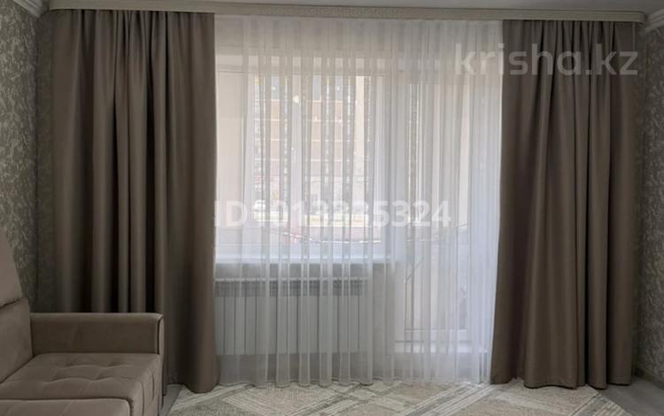 2-комнатная квартира · 54 м² · 2/9 этаж, Майкудук, Мкр Голубые пруды 5/2 за 30 млн ₸ в Караганде, Алихана Бокейханова р-н — фото 2