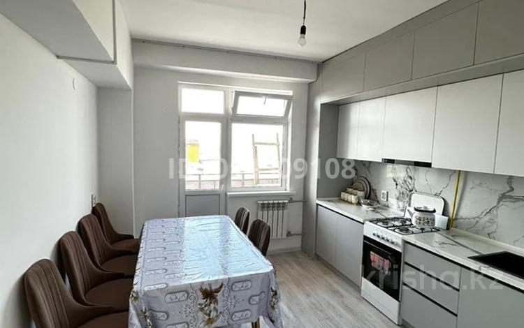 2-комнатная квартира · 70 м² · 4/5 этаж, мкр Улы Дала за 120 000 ₸ в Таразе — фото 2