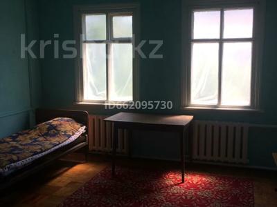 Продажа домов и дачи в Алматинской обл.: Отдельный дом · 8 комнат · 125 м² · 5 сот., Дуйсенбиева — Байдибек би за 18 млн 〒 Отдельный дом · 8 комнат · 125 м² · 5 сот., Дуйсенбиева — Байдибек би за 18 млн 〒 в Узынагаш