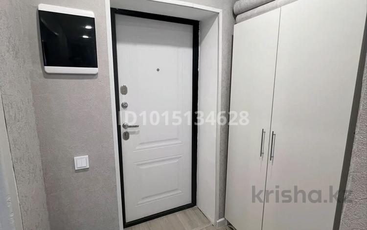 1-комнатная квартира · 30.5 м² · 2/5 этаж, мкр Новый Город, ул. Керамическая 82 за 11.7 млн ₸ в Караганде, Казыбек би р-н — фото 2