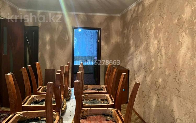 2-комнатная квартира · 50 м² · 2/5 этаж, мкр Акбулак 7 за 115 000 ₸ в Таразе — фото 2
