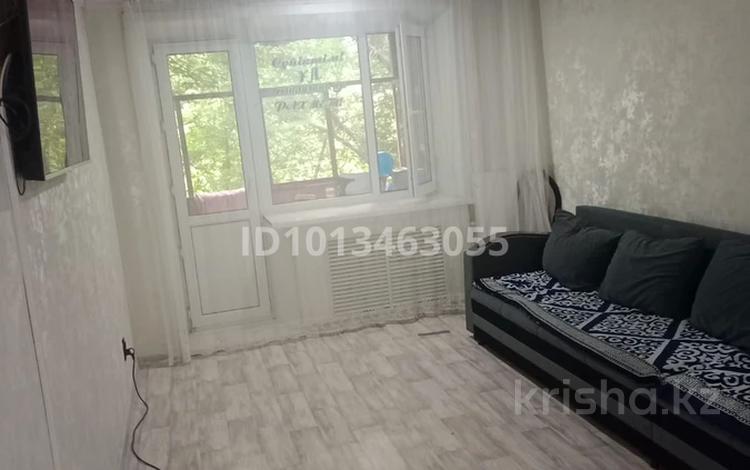2-бөлмелі пәтер · 44.6 м² · 2/5 қабат, 13-шағынаудан — Возле остановки, бағасы: 9.5 млн ₸ в Караганде, Алихана Бокейханова р-н — фото 2