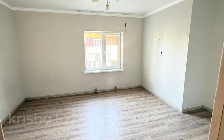 Үйдің бір бөлігі · 7 бөлме · 210 м², Бурабай 9 — Под офис, 2 этаж сдаем, бағасы: 900 000 ₸ в Астане, Алматы р-н — фото 4