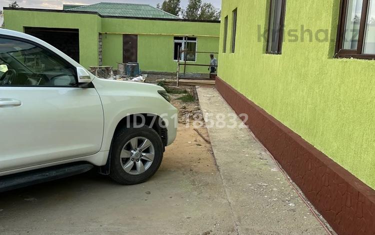 Отдельный дом · 8 комнат · 270 м² · 10 сот., Нұр-Құсайынов 196 — Қанатбаев мектебінің қасы .Арай-2 магазины бар за 32 млн 〒 в Доссор — фото 2